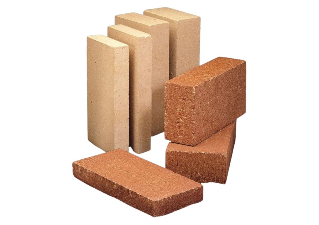 Refractory brick